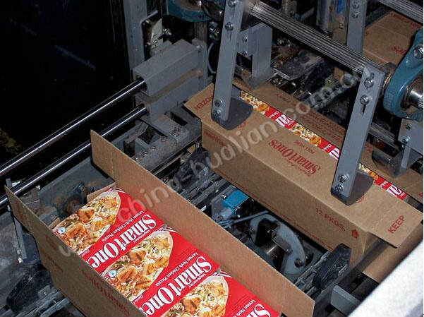 海因茨公司冷冻餐盒的自动化包装线